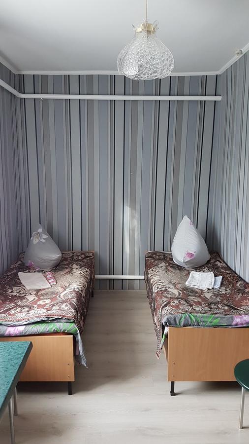 Glamour Hotel Luhyny Exterior photo